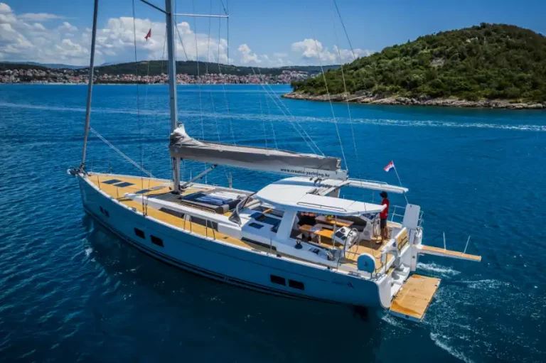 Luxus und Segeln in Trogir: Hanse 588 - Oceanelle