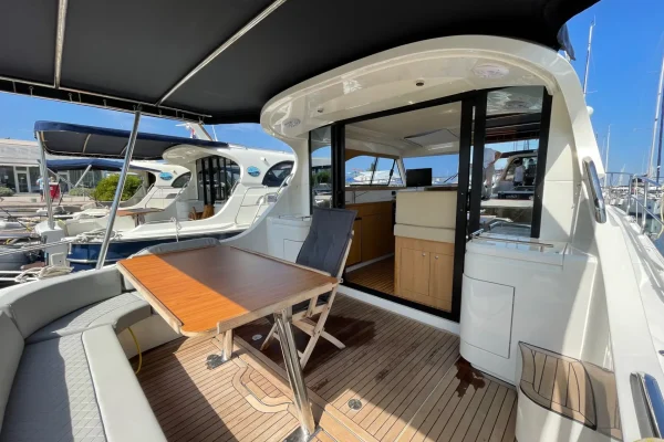 Adriana 36 Iris Sukosan