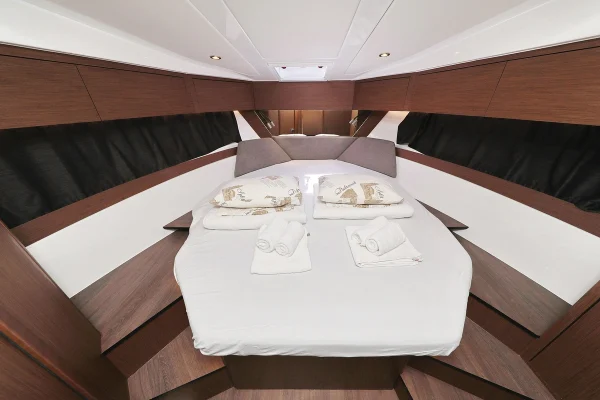 Antares 11 Fly OB - Tango