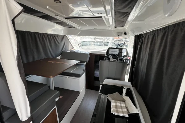 Bootscharter Biograd: Antares 9 OB - Ana