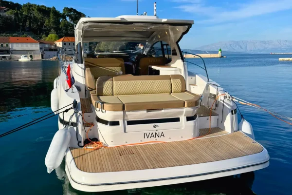 Motoryacht mieten Bavaria 41 - Ivana