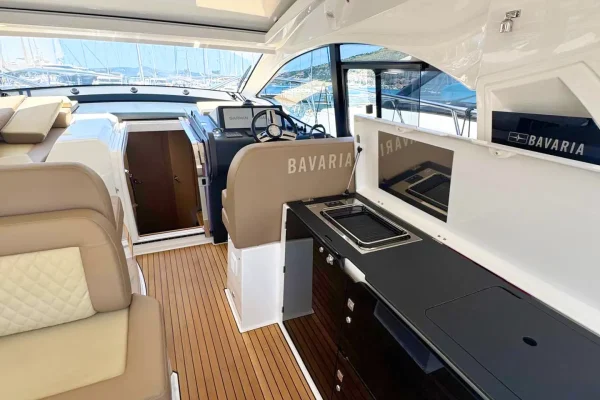 Motoryacht mieten Bavaria 41 - Ivana