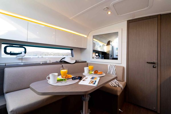 Beneteau-Gran-Turismo-41-kroatien-motorboot-29