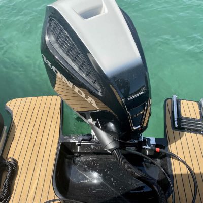 Aquamax 23 - Vodice Bootsvermietung
