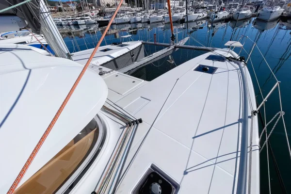 Excess 14 Arabella Sibenik