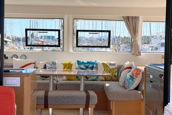 Excess 14 Arabella Sibenik