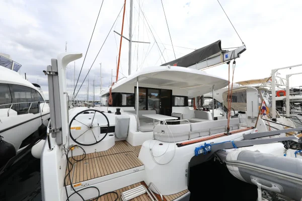 Excess 14 Windhunter Biograd