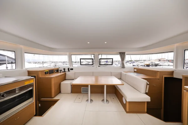 Excess 14 Windhunter Biograd