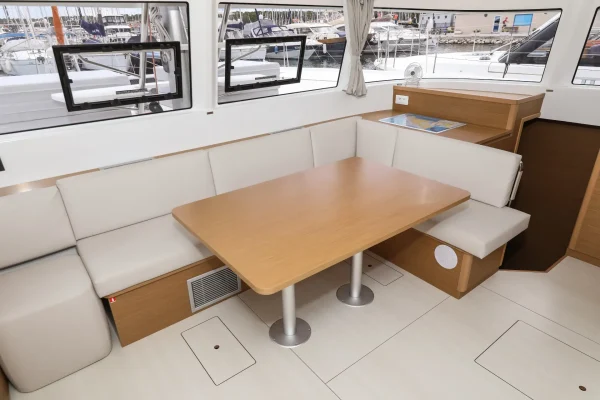 Excess 14 Windhunter Biograd