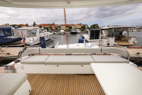 Excess 14 Windhunter Biograd