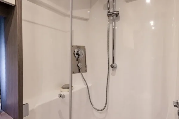 Motoryacht Charter in Šibenik: Gran Turismo 45 - Holly IV