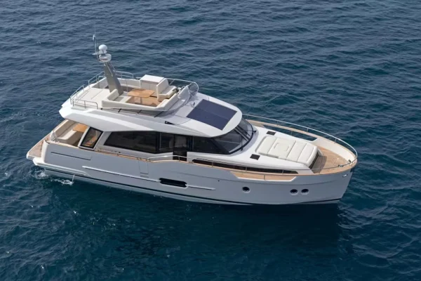 Luxusyacht mieten: Greenline 48 Fly - Nord