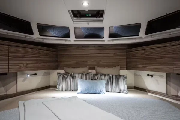 Greenline 48 fly - Nord Masterkabine