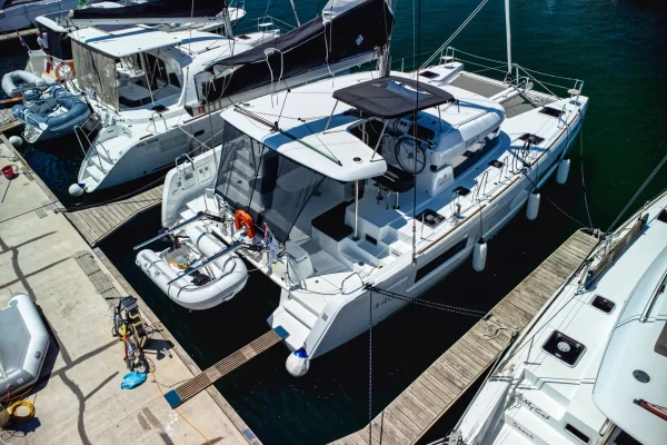 Katamaran Chartern in Kroatien