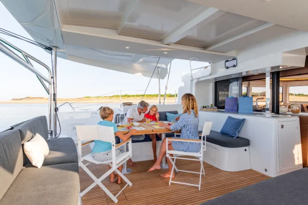 Katamaran in Split: Lagoon 46 - Pure