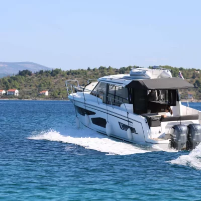 Motorboot Charter Tribunj - Merry Fisher 1095