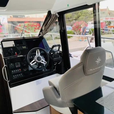 Motorboot Charter Tribunj - Merry Fisher 1095