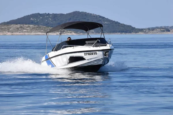 Motorboot Charter Kroatien