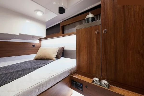 Northman 1200 Kastel Gomilica