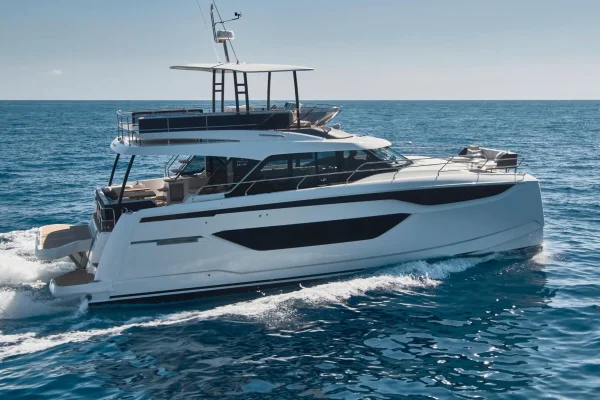 Luxus Powerkatamaran in Split: Prestige M48 - Dolce far niente