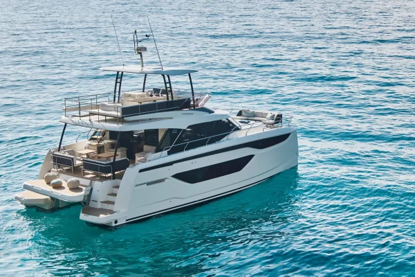 Luxus Powerkatamaran in Split: Prestige M48 - Dolce far niente