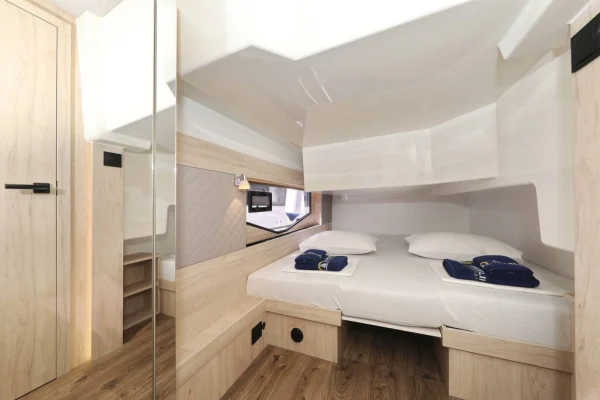 Achterkabine Seamaster 45 - Good Time