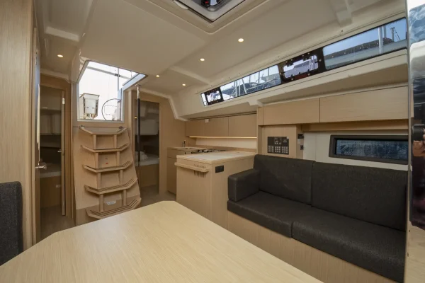 Segelboot Vermietung - Bavaria C38 - Aura