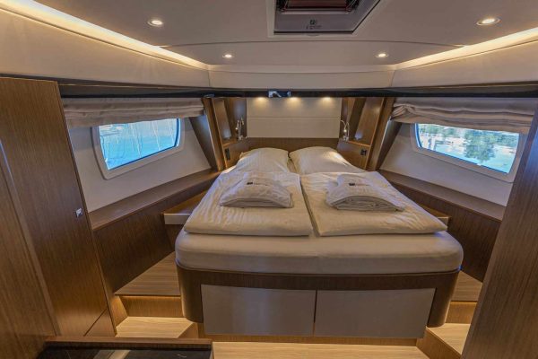 bavaria-motoryacht-mieten-kroatien-55