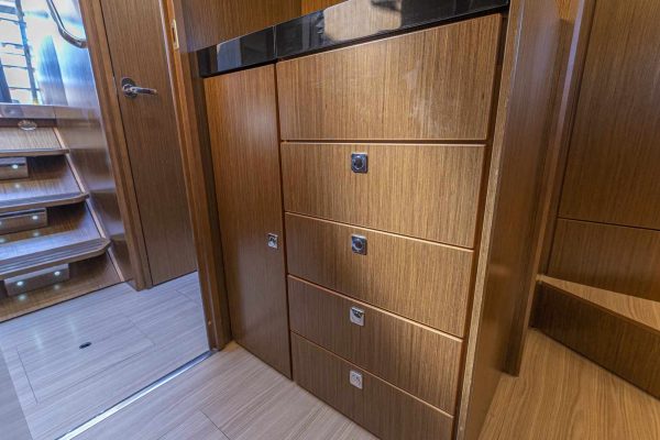 Yacht Chartern Kroatien BAVARIA - VIRTESS 420 Fly