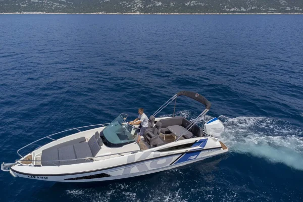 Motorboot mieten: Nordkapp K8 - Blue Line