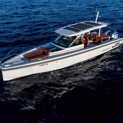Boot in Kroatien Chartern mit der Axopar
