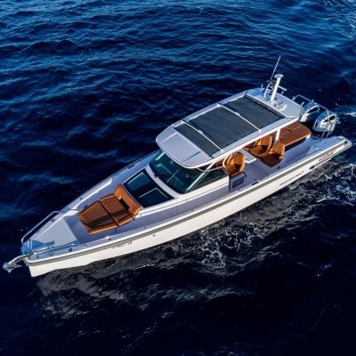 Boot in Kroatien Chartern mit der Axopar