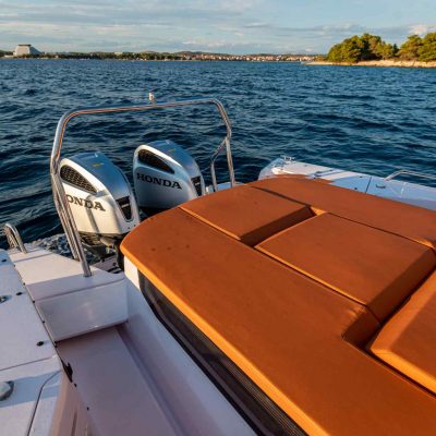 Boot in Kroatien Chartern mit der Axopar