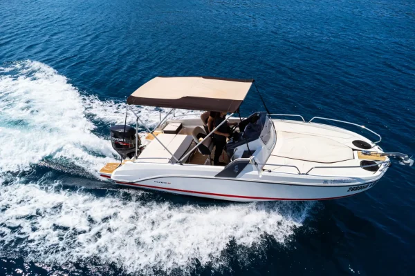 Sportboot mieten: Beneteau 660 Sun Deck