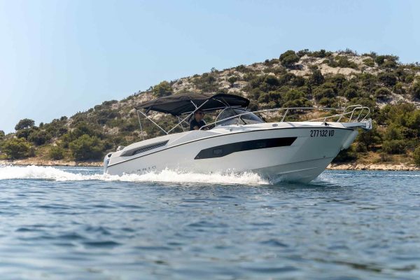 Tribunj Bootscharter - Karnic 702