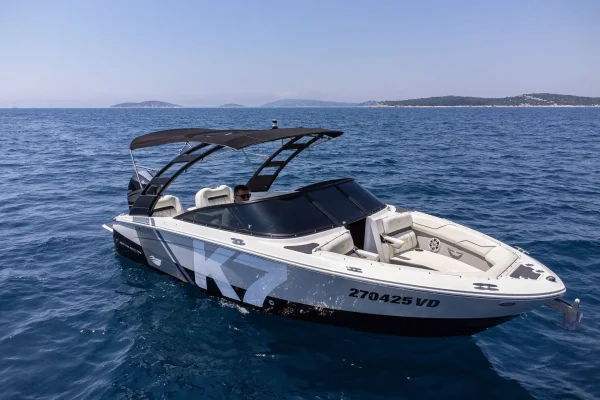 Bootsvermietung Kroatien - Regal K7