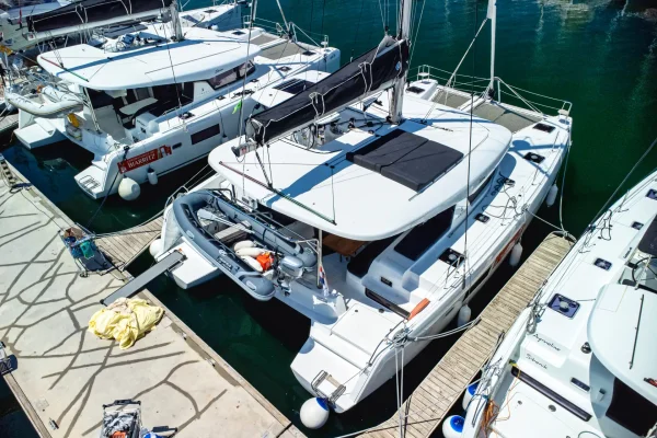 Catamaran chartern in Kroatien
