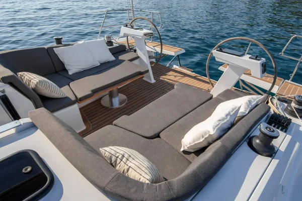 Segelboot in Pirovac: Hanse 410 - Taja