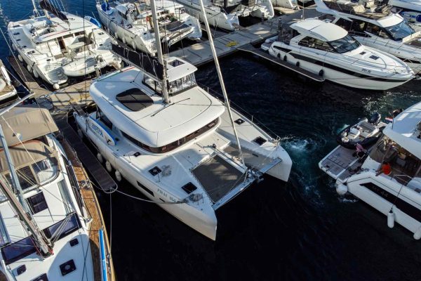 Katamaran chartern Kroatien