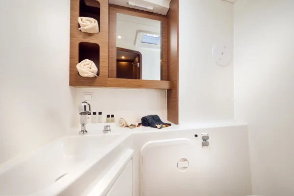 Katamaran chartern Kroatien mit Skipper