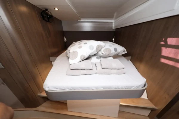 Katamaran chartern Split und Hvar