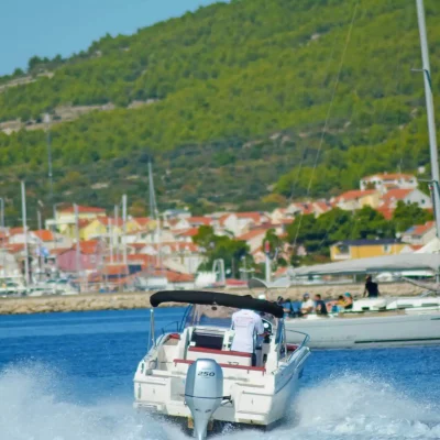 Atlantic 730 Sun Cruiser in Tribunj mieten