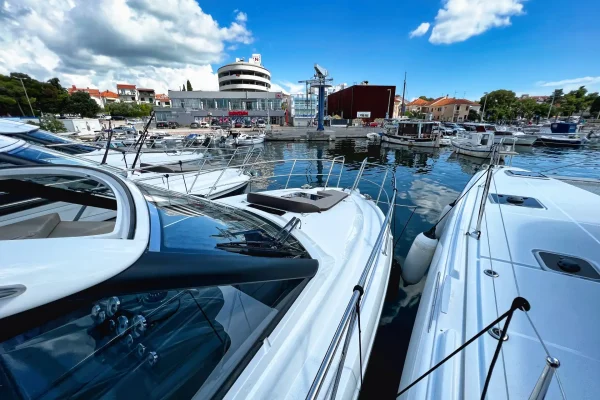 Motorboot Chartern Kroatien