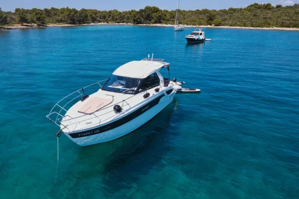 Motoryacht Charter: Bavaria 33 - Palermo