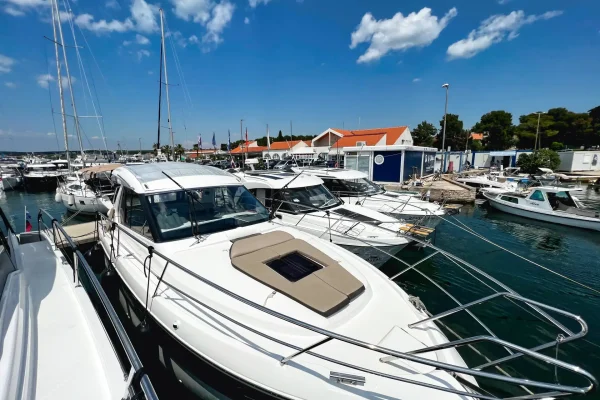Motorboot in Kroatien mieten