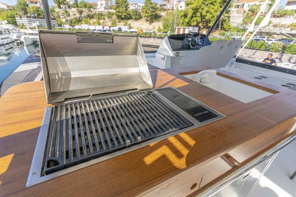 Power Katamaran Fountain Pajot 44