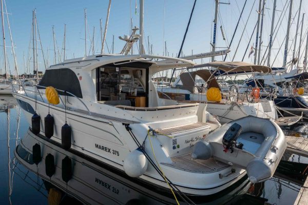 Motoryacht Charter Sibenik