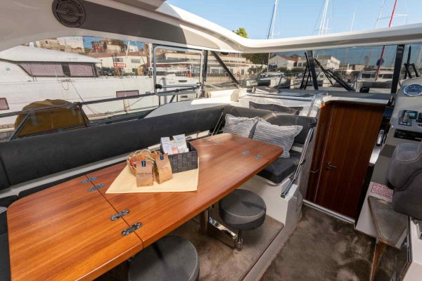 Motoryacht Charter Sibenik