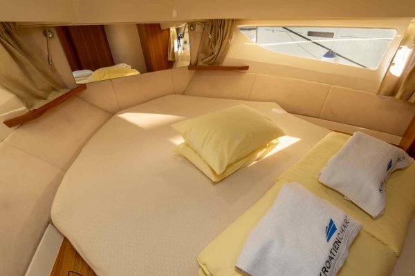 Motoryacht Charter Sibenik