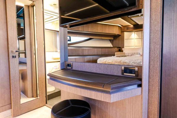 Galeon 640 Fly - FG STAR